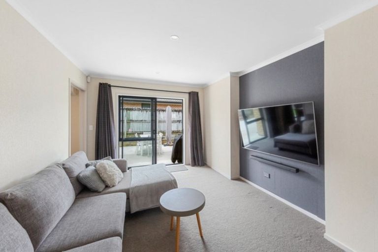 Photo of property in 77 Isabella Drive, Pukekohe, 2120