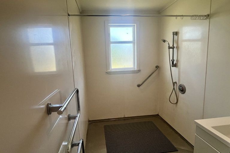 Photo of property in 34a Park Street, Foxton, 4814