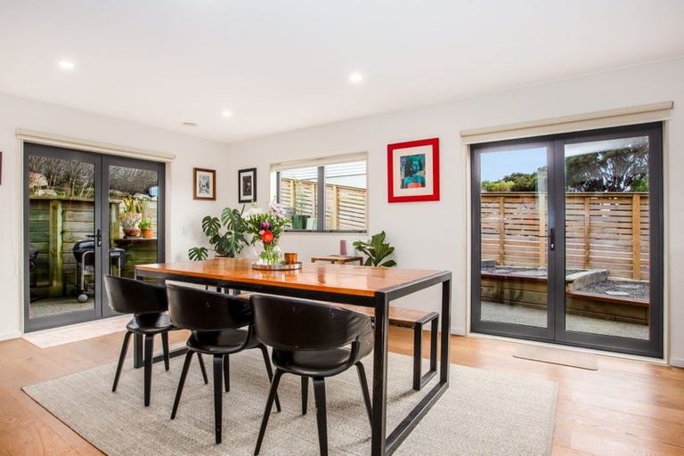 Photo of property in 18b Latitude Close, Whitby, Porirua, 5024
