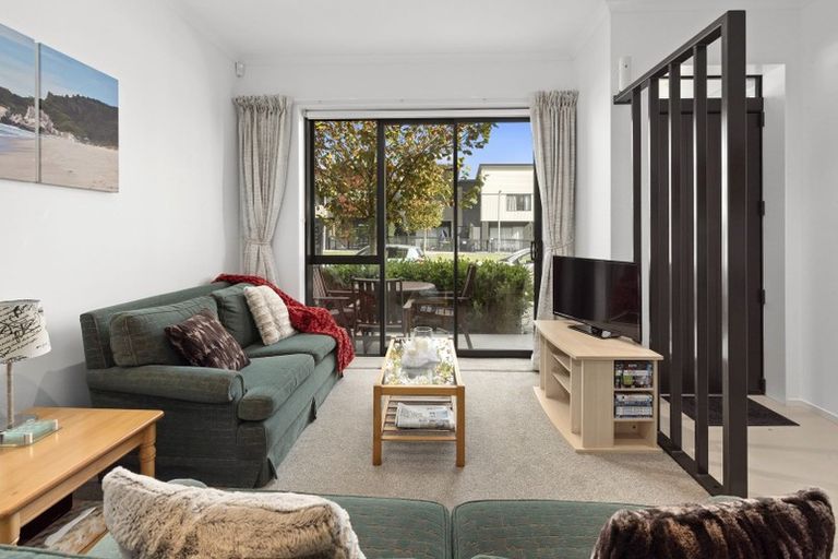 Photo of property in 90 Squadron Drive, Hobsonville, Auckland, 0616