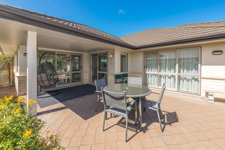 Photo of property in 15 Gilligan Close, College Estate, Whanganui, 4500