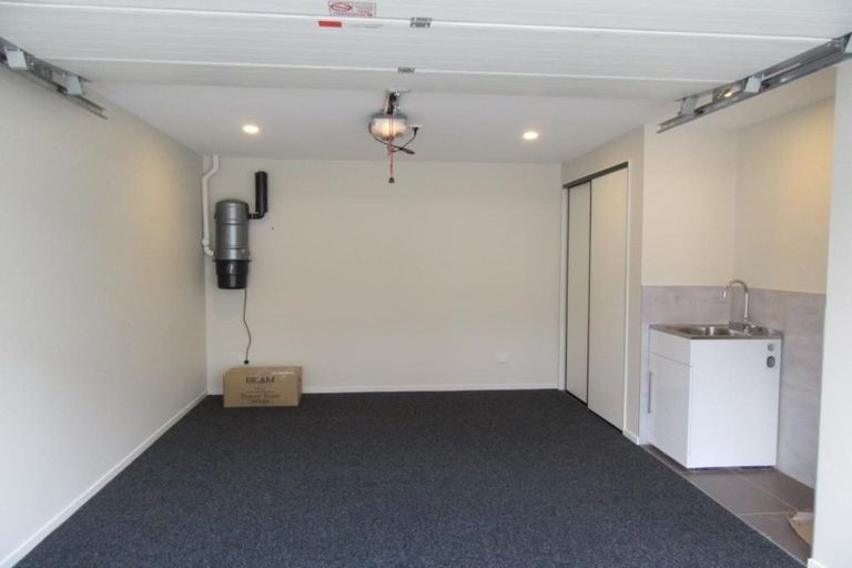 Photo of property in 14/5 Perekia Street, Albany, Auckland, 0632