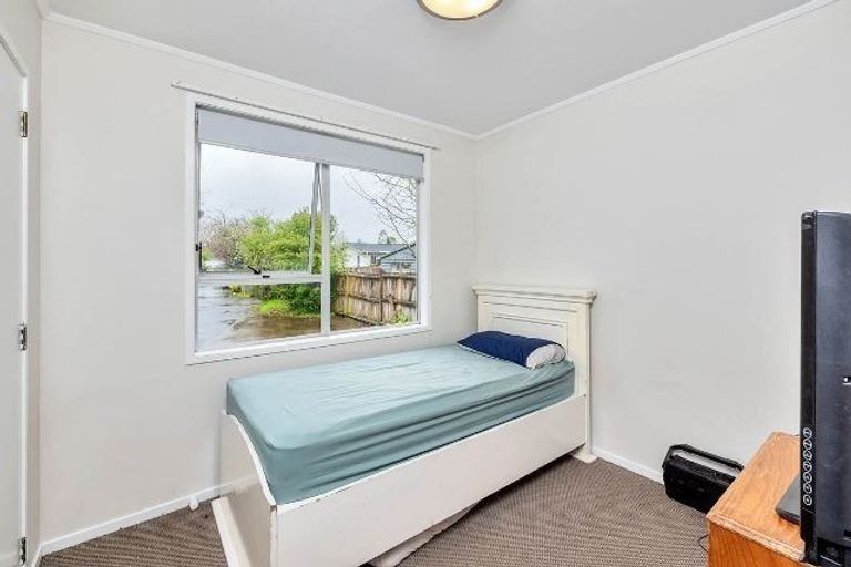 Photo of property in 27 Camphora Place, Ranui, Auckland, 0612