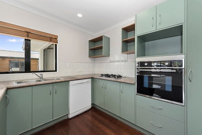 Photo of property in 128a Masters Avenue, Silverdale, Hamilton, 3216