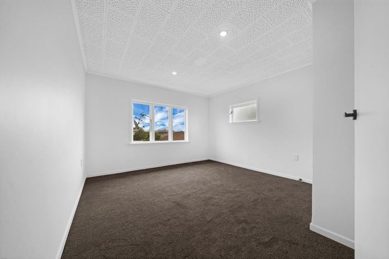 Photo of property in 76 Old Wairoa Road, Papakura, 2110