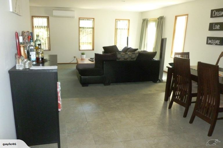 Photo of property in 15 Brockworth Place, Riccarton, Christchurch, 8011