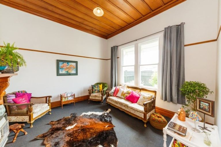 Photo of property in 234 Grey Street, Palmerston North, 4414