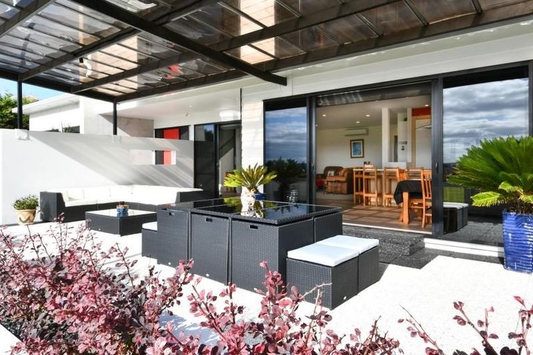 Photo of property in 911 Old North Road, Waimauku, 0882