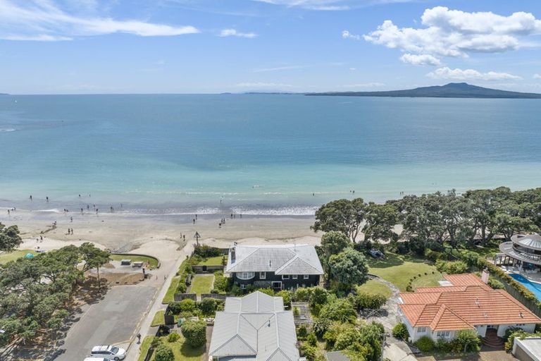 Photo of property in 21 The Strand, Takapuna, Auckland, 0622