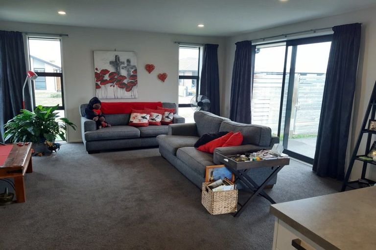 Photo of property in 6 Shale Court, Rolleston, 7614