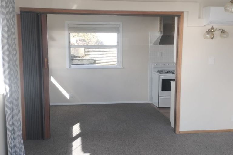 Photo of property in 79 Beazley Avenue, Paparangi, Wellington, 6037