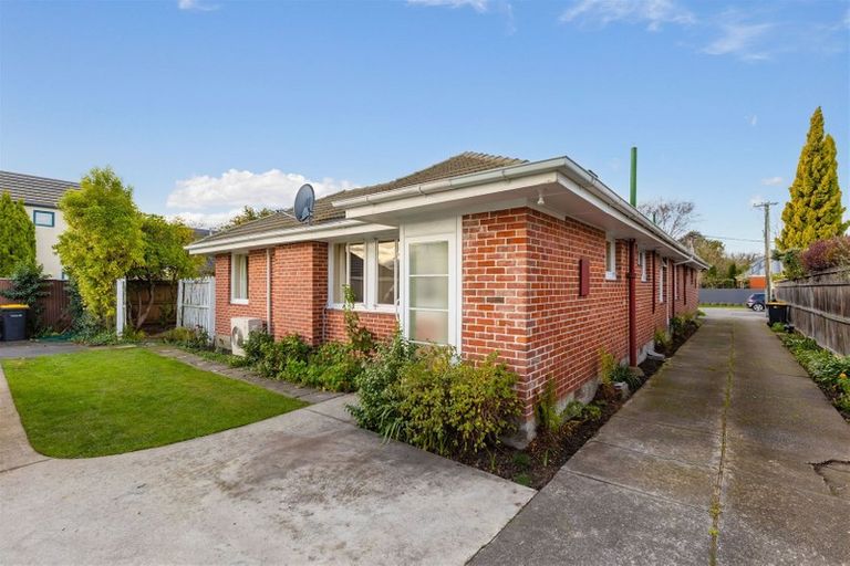 Photo of property in 22 Makora Street, Fendalton, Christchurch, 8041