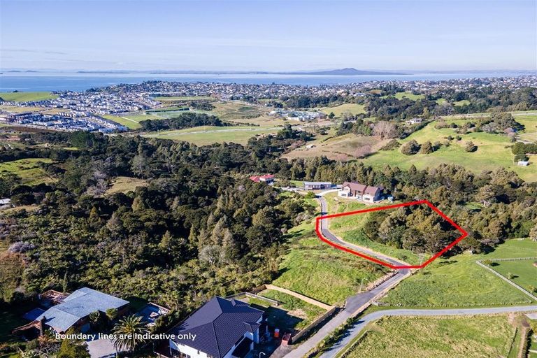 Photo of property in 92 Vaughans Road, Long Bay, Auckland, 0792