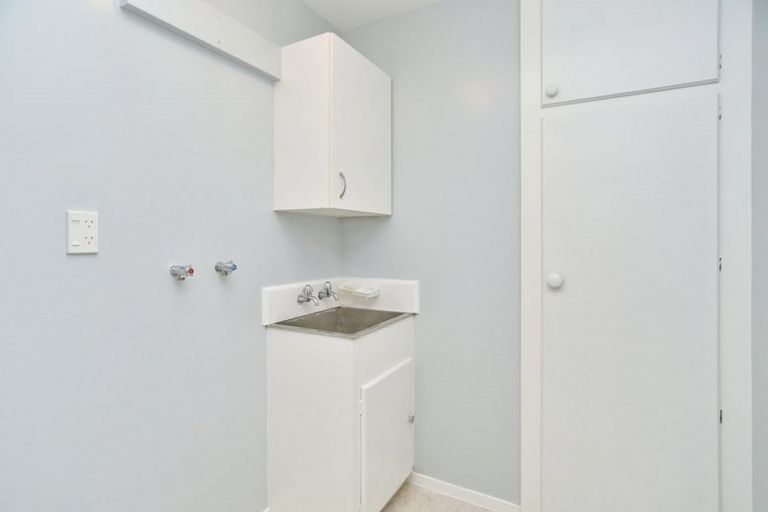 Photo of property in 1/73 Sabys Road, Halswell, Christchurch, 8025