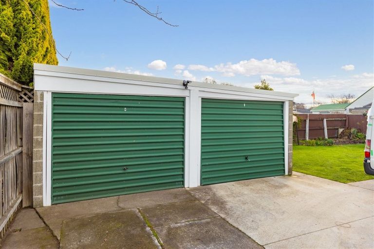 Photo of property in 22 Makora Street, Fendalton, Christchurch, 8041