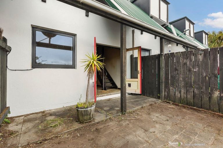 Photo of property in Hiropi St Village, 61/46 Hiropi Street, Newtown, Wellington, 6021