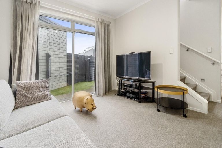 Photo of property in 7 Torea Tai Road, Hobsonville, Auckland, 0616