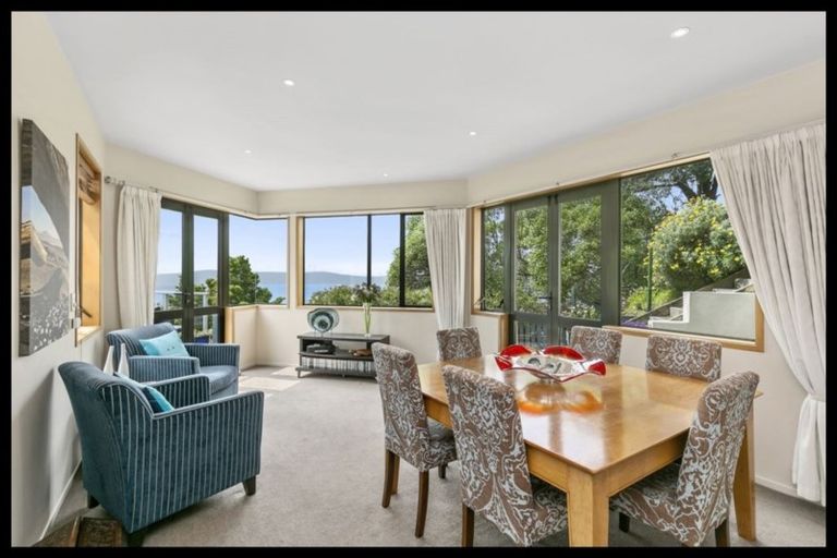 Photo of property in 15a Waru Street, Khandallah, Wellington, 6035