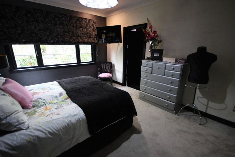 Photo of property in 15 Ake Ake Avenue, Hokowhitu, Palmerston North, 4410