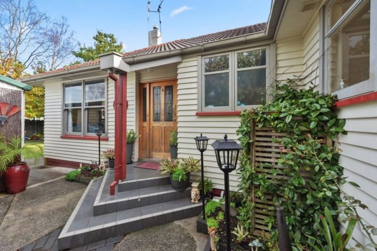 Photo of property in 53 Montgomery Crescent, Bader, Hamilton, 3206