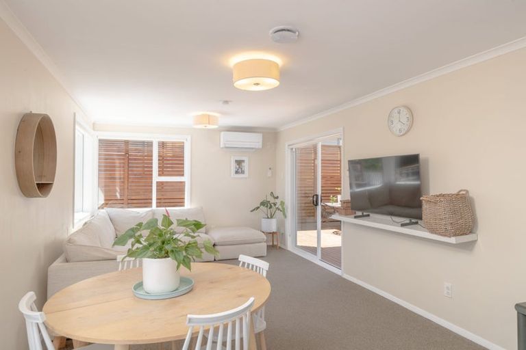 Photo of property in 82 Thomas Street, Stokes Valley, Lower Hutt, 5019