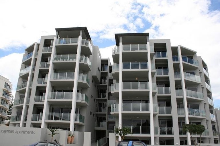 Photo of property in Cayman Apartments, 292b4 Maunganui Road, Mount Maunganui, 3116