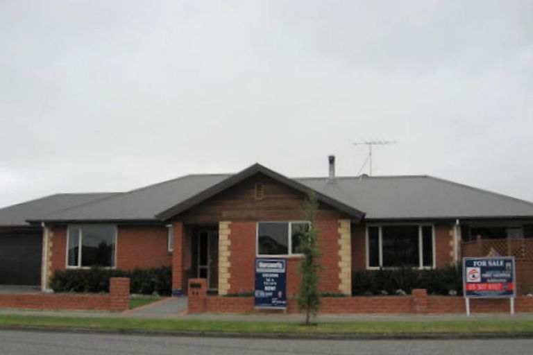 Photo of property in 44 Thomson Street, Tinwald, Ashburton, 7700