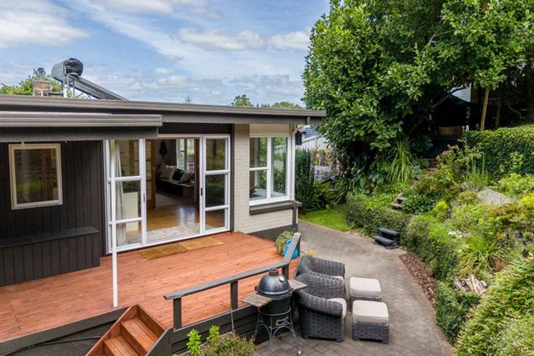 Photo of property in 16 Riverview Terrace, Fairfield, Hamilton, 3214