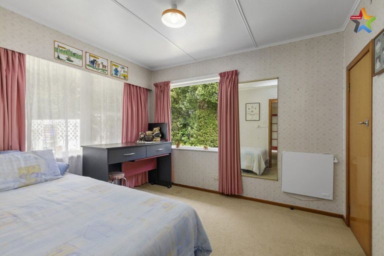 Photo of property in 89 Normandale Road, Normandale, Lower Hutt, 5010