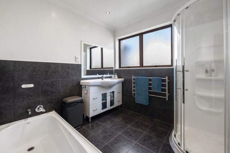 Photo of property in 5b Devon Street, Glenholme, Rotorua, 3010