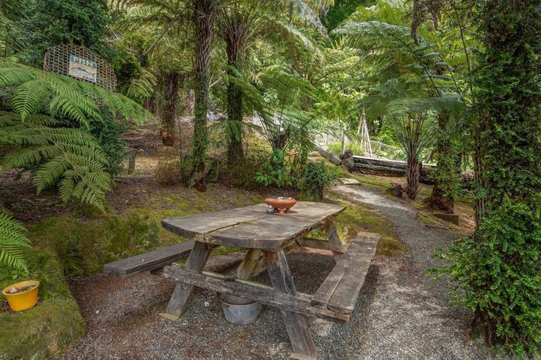 Photo of property in 1716 Queen Charlotte Drive, Linkwater, 7281