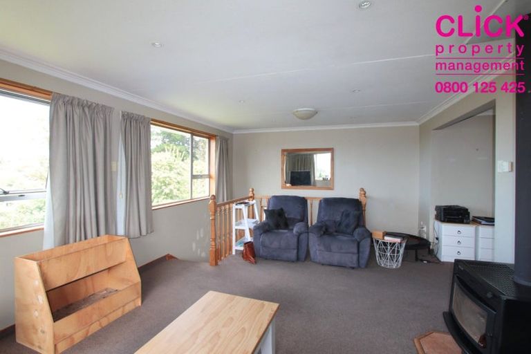 Photo of property in 11 Larkins Street, Helensburgh, Dunedin, 9010