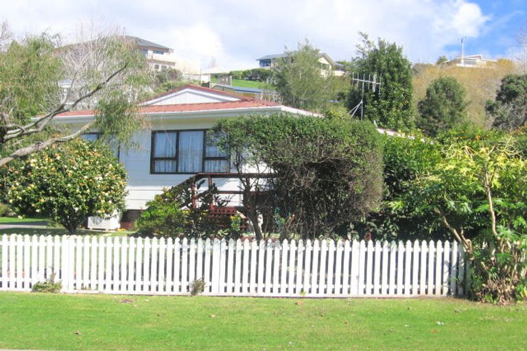 Photo of property in 106 Isabel Street, Whangamata, 3620