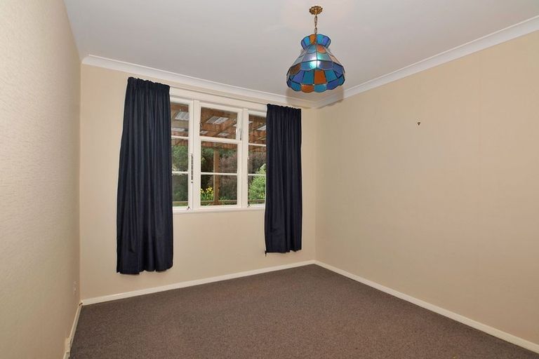 Photo of property in 1 Prebble Grove, Naenae, Lower Hutt, 5011
