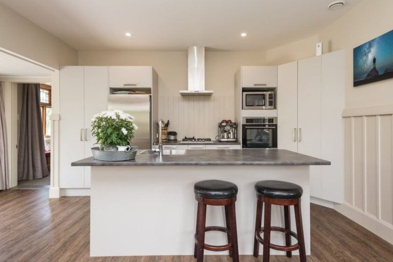 Photo of property in 192 Riverlaw Terrace, Saint Martins, Christchurch, 8022