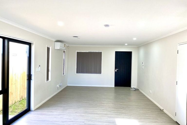 Photo of property in 52a Tatariki Street, Rosehill, Papakura, 2113