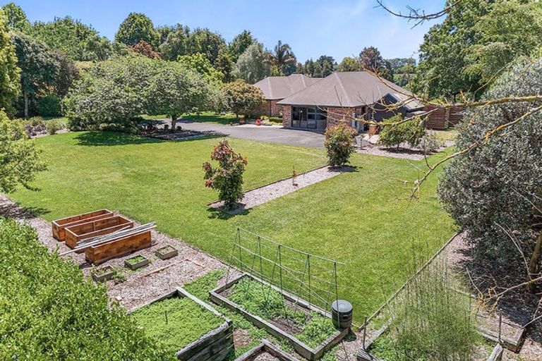 Photo of property in 26b Dalbeth Place, Matangi, Hamilton, 3284