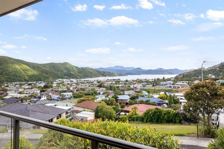 Photo of property in 10 Moana Heights, Waikawa, Picton, 7220