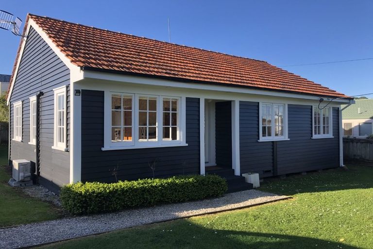 Photo of property in 4 Pine Park Road, Onerahi, Whangarei, 0110