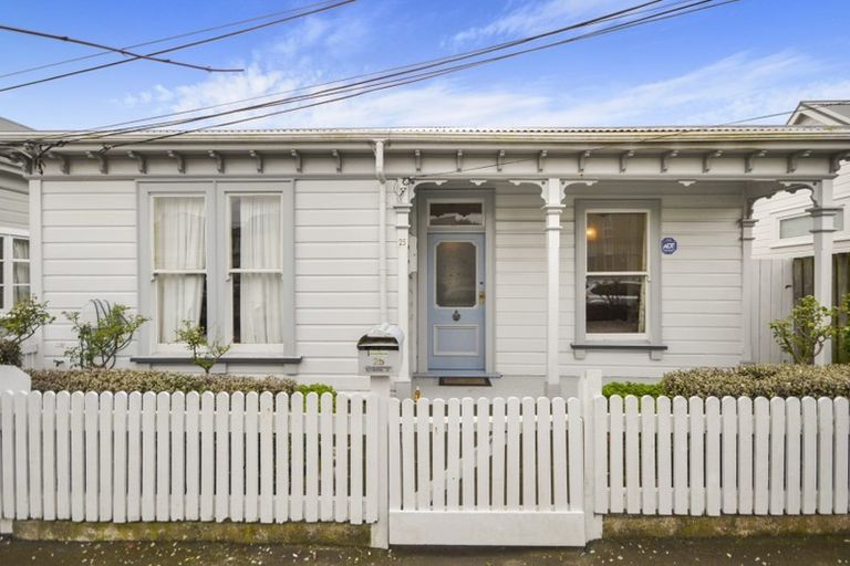 Photo of property in 25 Donald Mclean Street, Newtown, Wellington, 6021