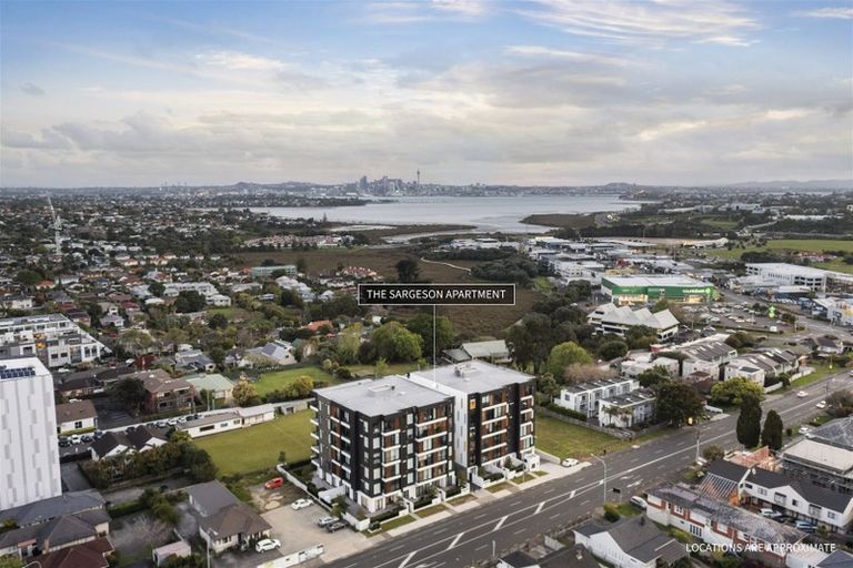 Photo of property in Frank Sargeson Apts, 308/74 Anzac Street, Takapuna, Auckland, 0622