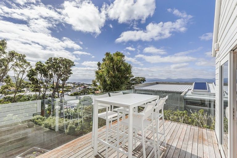 Photo of property in 19 Jubilee Road, Khandallah, Wellington, 6035