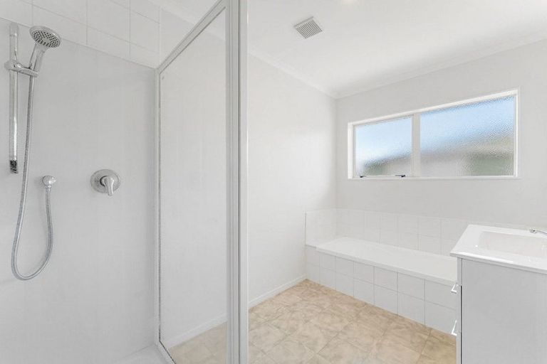 Photo of property in 3 Webb Place, Papamoa Beach, Papamoa, 3118