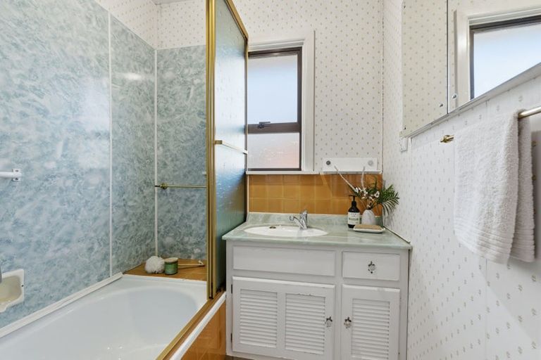 Photo of property in 302 Withells Road, Avonhead, Christchurch, 8042