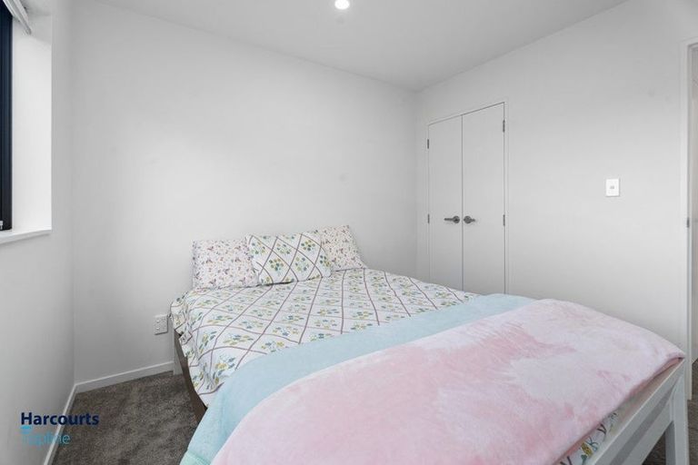 Photo of property in 26f Sheridan Drive, New Lynn, Auckland, 0600