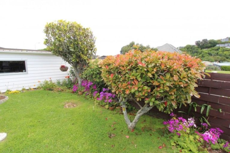 Photo of property in 1/4 Cluny Road, Plimmerton, Porirua, 5026