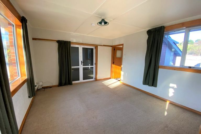 Photo of property in 244 Main South Road, Green Island, Dunedin, 9018