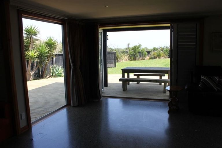 Photo of property in 13 Rodney Avenue, Te Horo Beach, Otaki, 5581