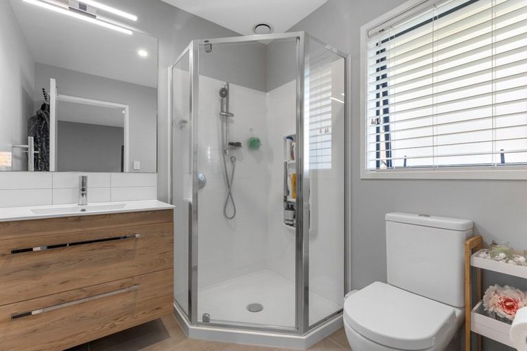 Photo of property in 34 Kiritiana Close, Pyes Pa, Tauranga, 3112