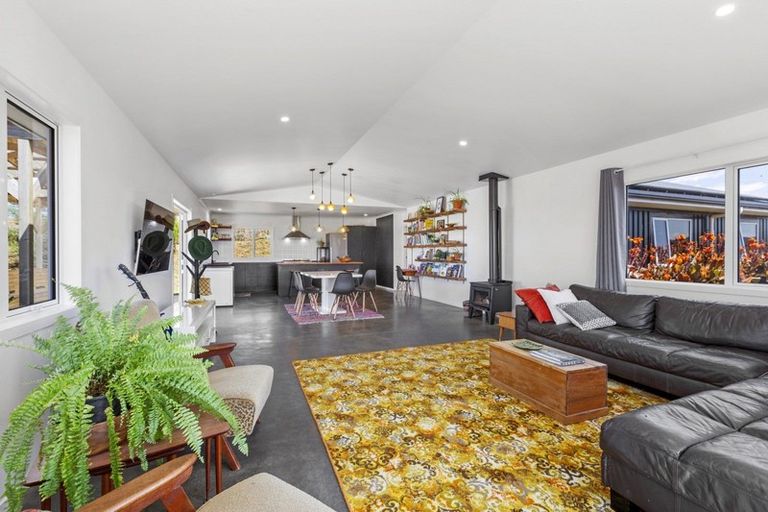 Photo of property in 42 Van Houtte Road, Raglan, 3295